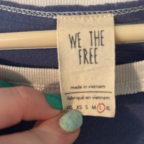 EUC Free People Blouse-size LARGE - Picture 3 of 6